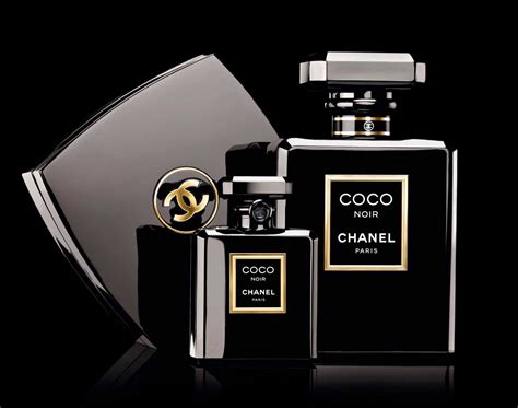 coco chanel noir femme|Chanel coco noir price.